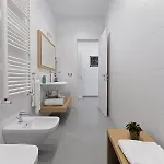 Hsuites Luxury 4*