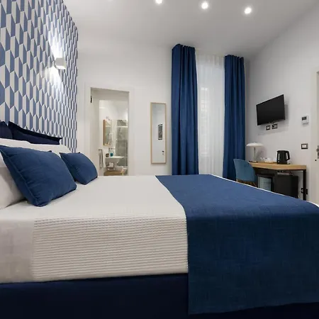 Hsuites Luxury 4*