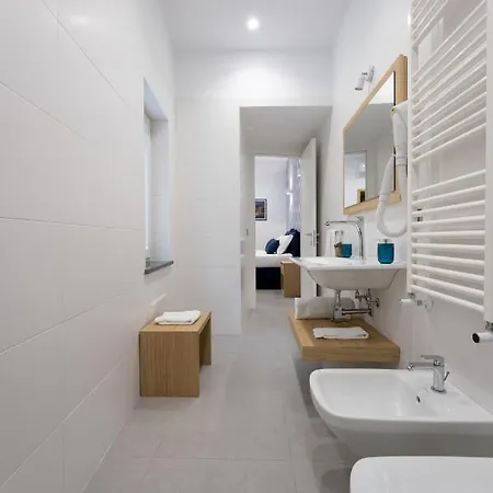 Bed and Breakfast Hsuites Luxury 4*