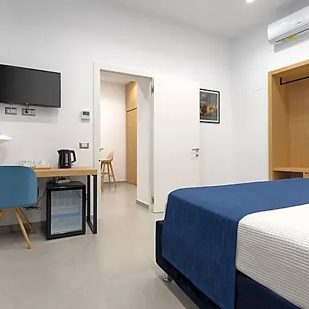 Hsuites Luxury 3*
