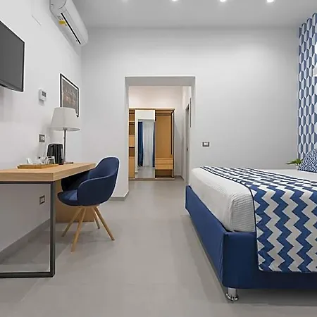 Hsuites Luxury 3*